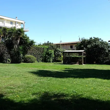 Garden Basement - Seminterrato - Airport Fiumicino