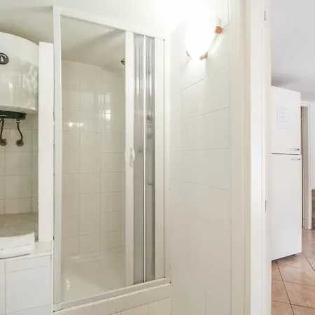 Garden Basement - Seminterrato - Airport Apartment